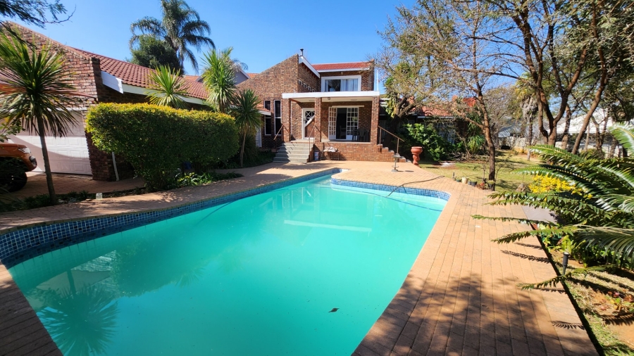 4 Bedroom Property for Sale in Wilkoppies North West